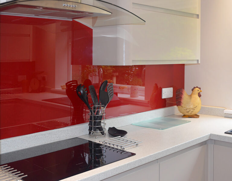 red splashback