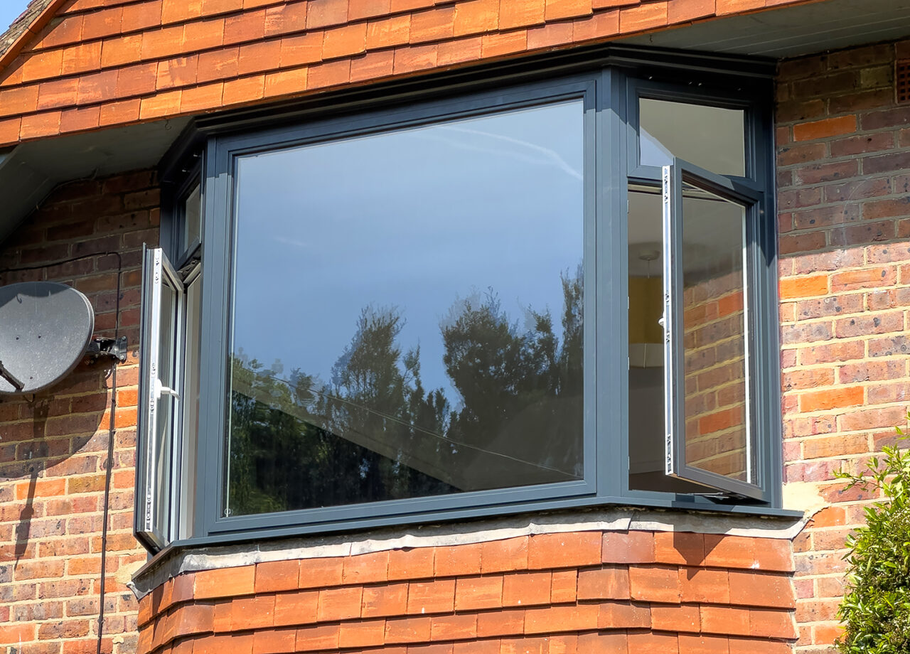 Aluminium slimline windows Anthracite grey